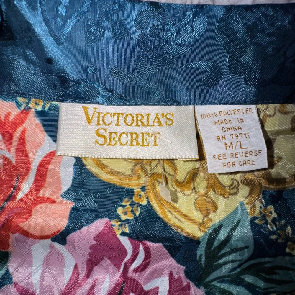 Vintage Victoria's Secret Gold Label Floral Satin Sleep Shirt Nightgown Robe M/L